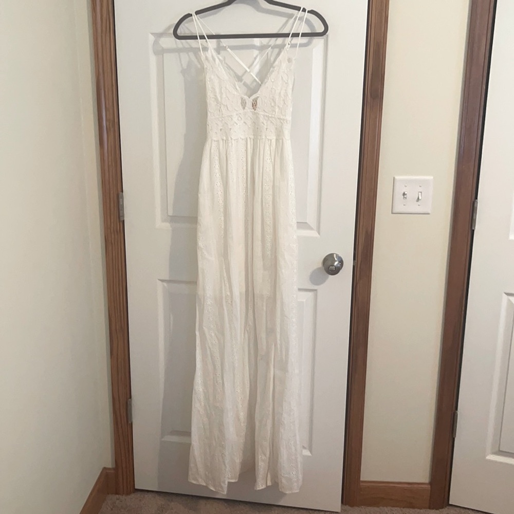 Hummingbird White “Magnolia Maxi Dress”